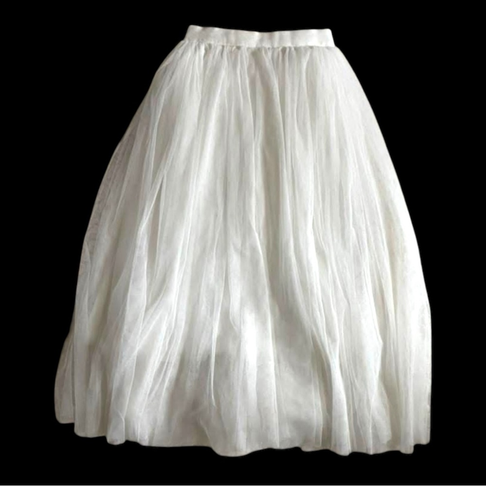 Elegant White Maxi Skirt